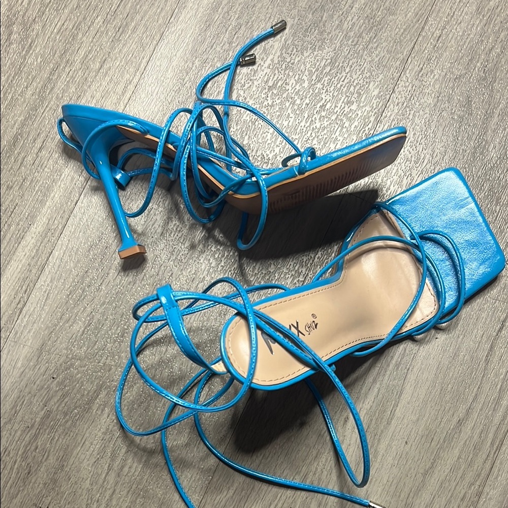 Elegant Blue Strappy Heels